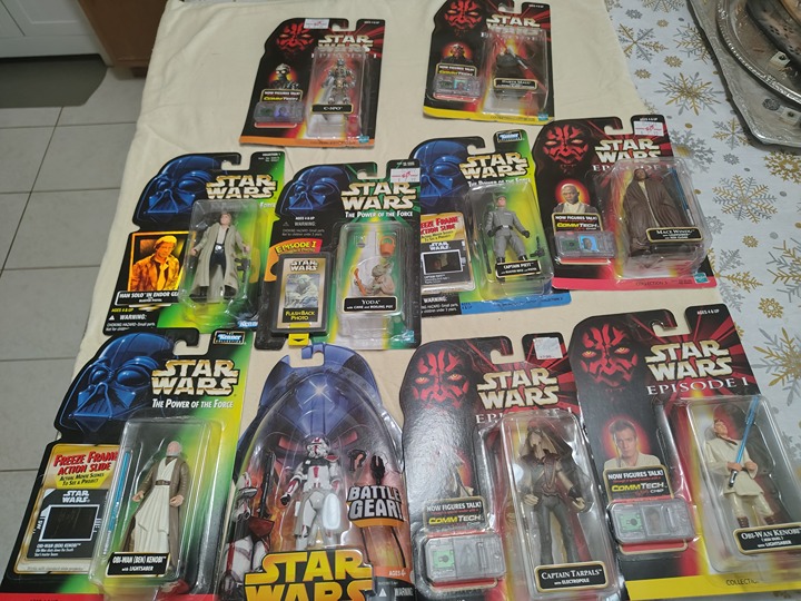 Star Wars lot 10x action figues collection ( unopened)