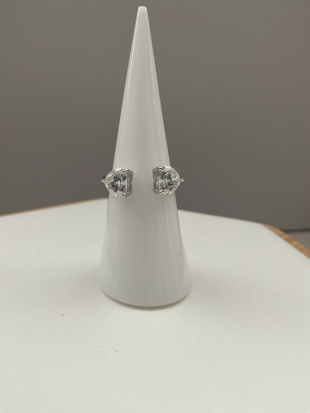 1ctx2 Heart Moissanite Custom Ring. Size 6