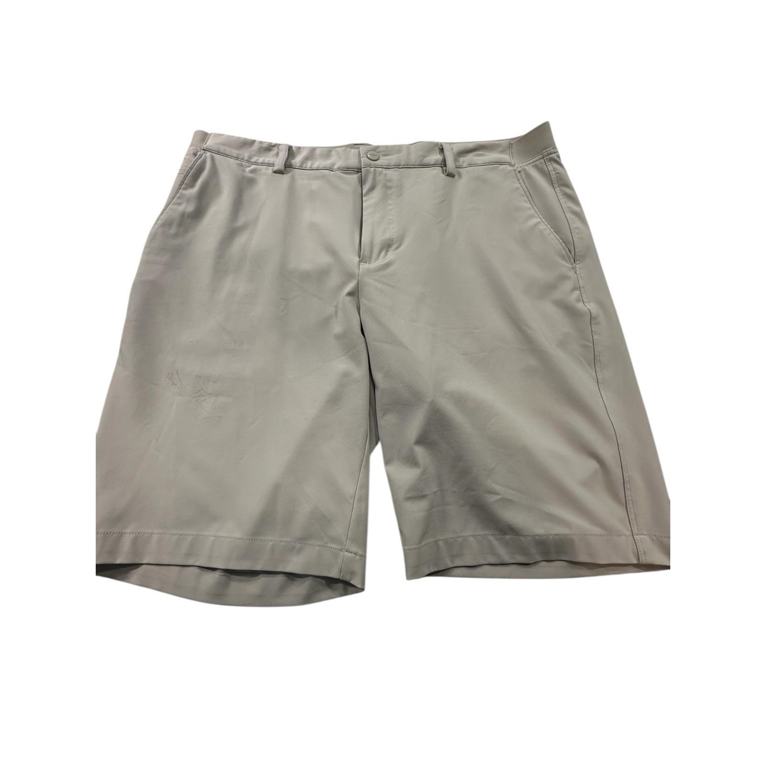 Greg Norman Shorts Men's Golf /Walking/Casual Gray Size 36 The Shark Golfing