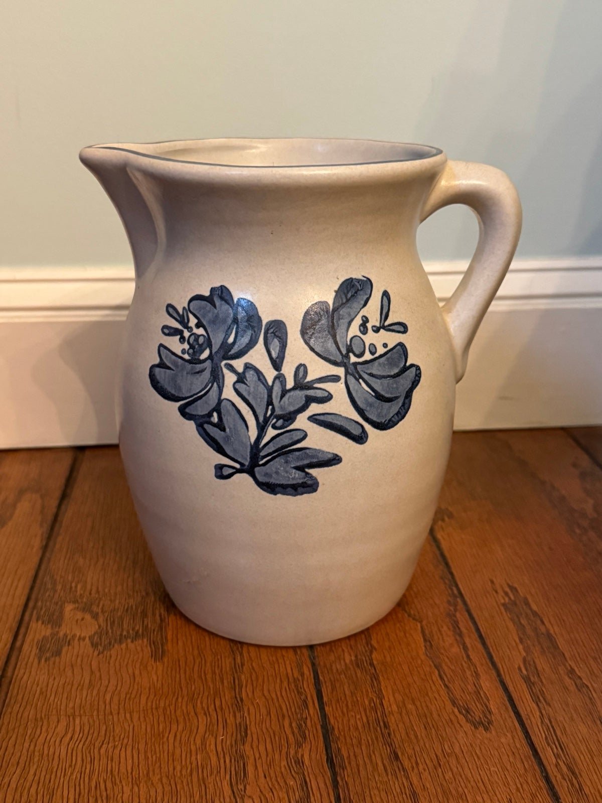 pfaltzgraff yorktowne vintage blue floral pitcher