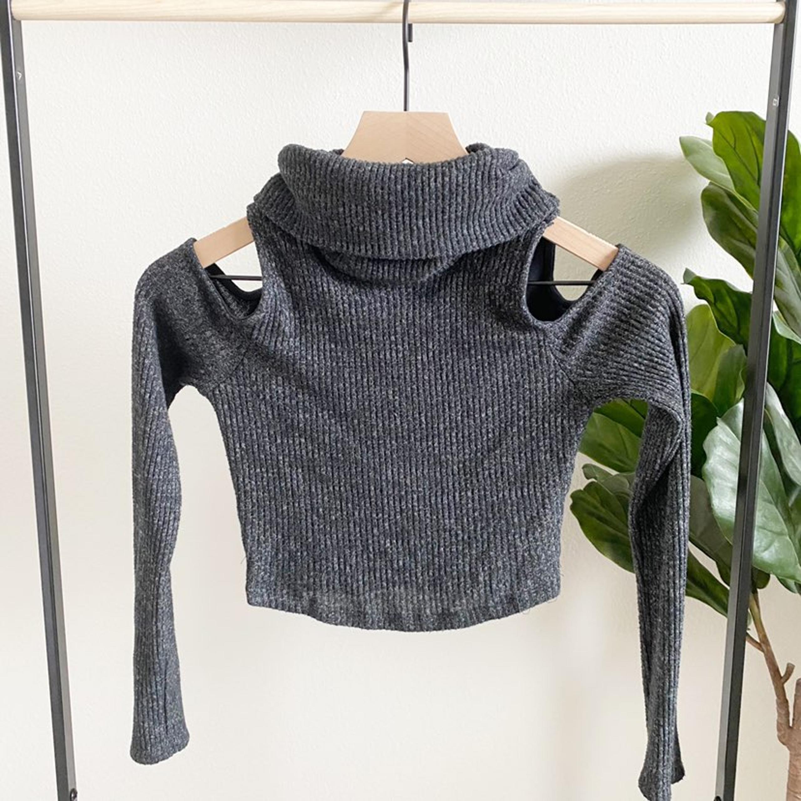 Hollister Cold Shoulder Crop Top Sweater