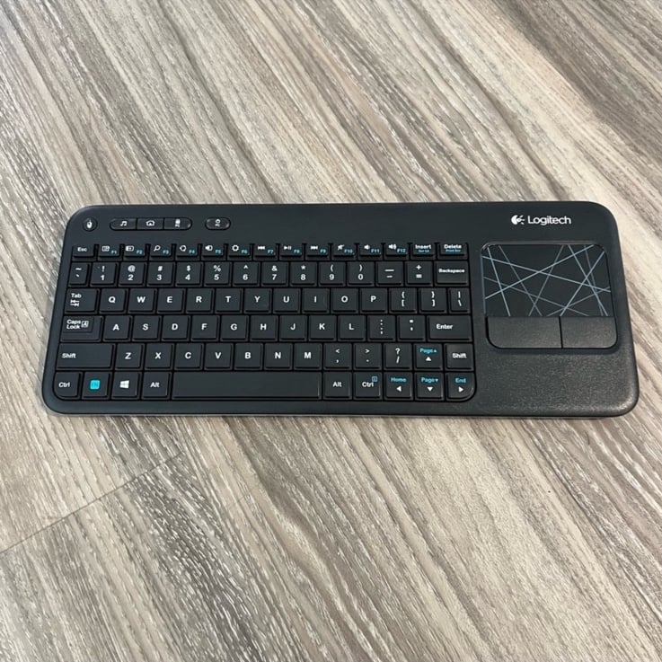 Logitech K400r Wireless Keyboard