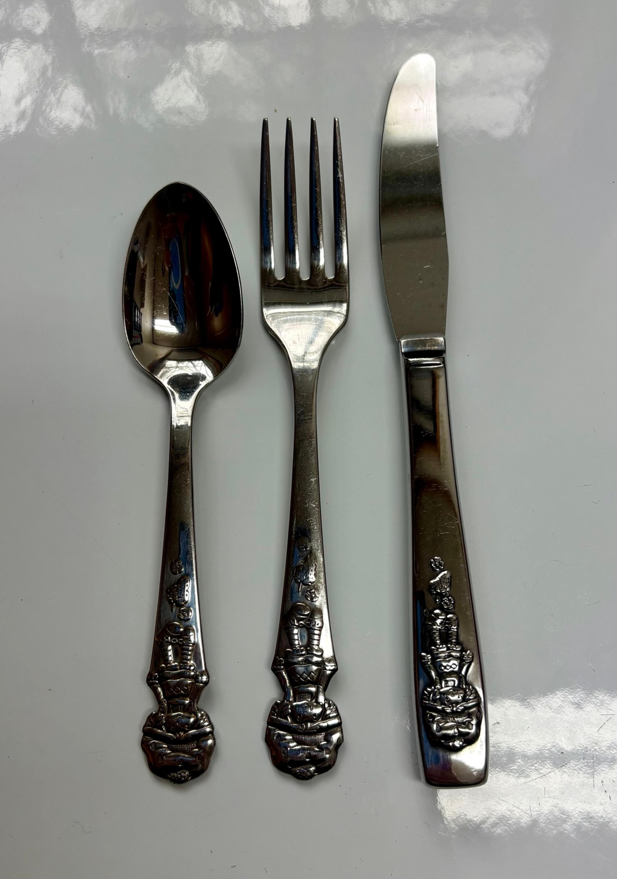 Vintage Strawberry Shortcake Oneida Fork Knife Spoon Set Children’s Cutlery