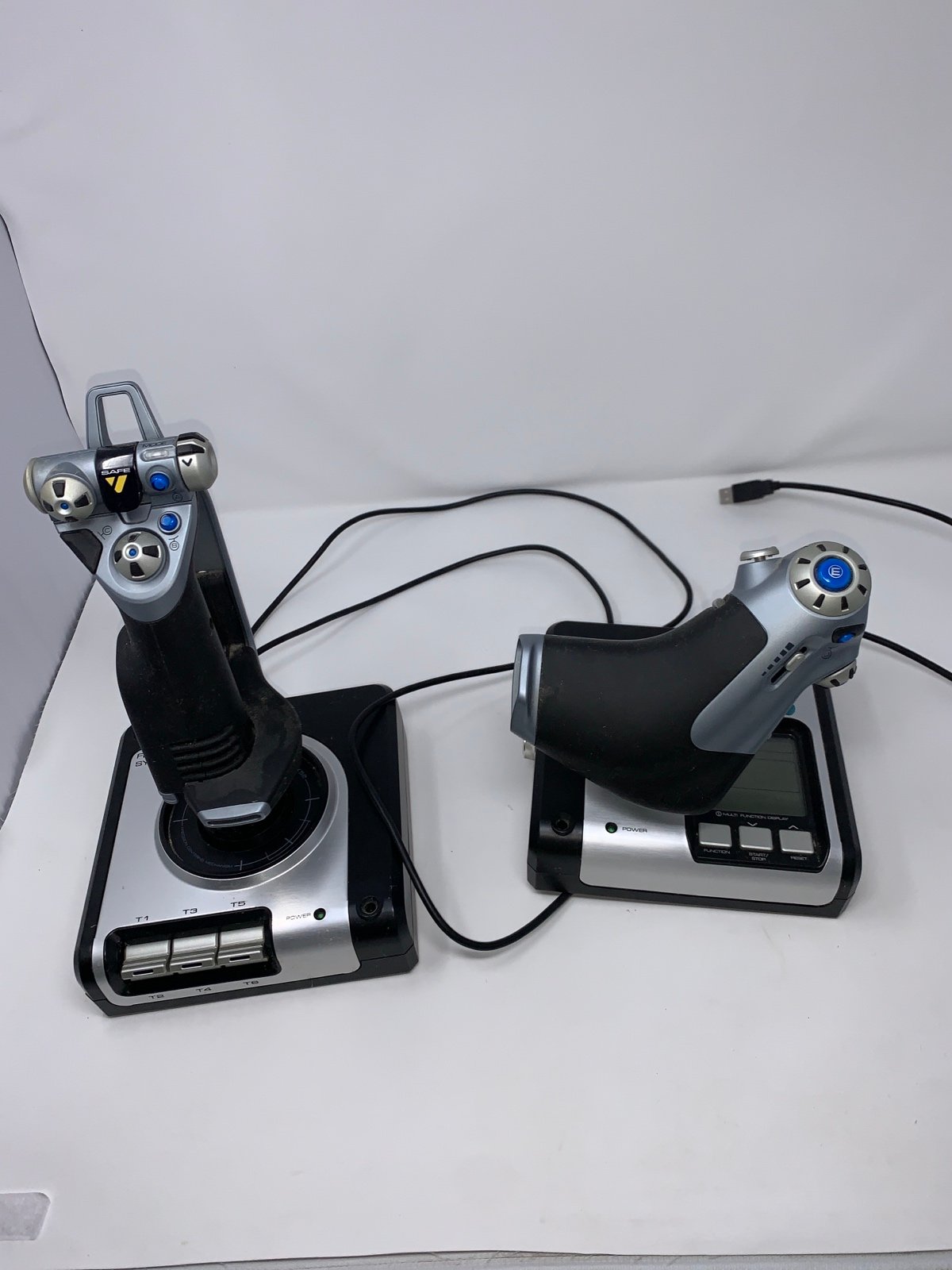 Logitech G Saitek X52 Throttle and Stick Flight Control System