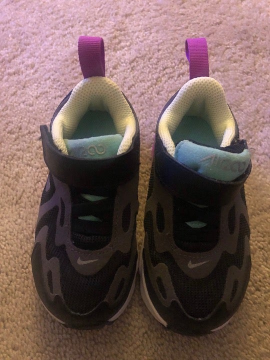 Nike Nike Toddler Size 6C Air Max 200 (TD) Shoes Black/Gray/Purple AT5629-004