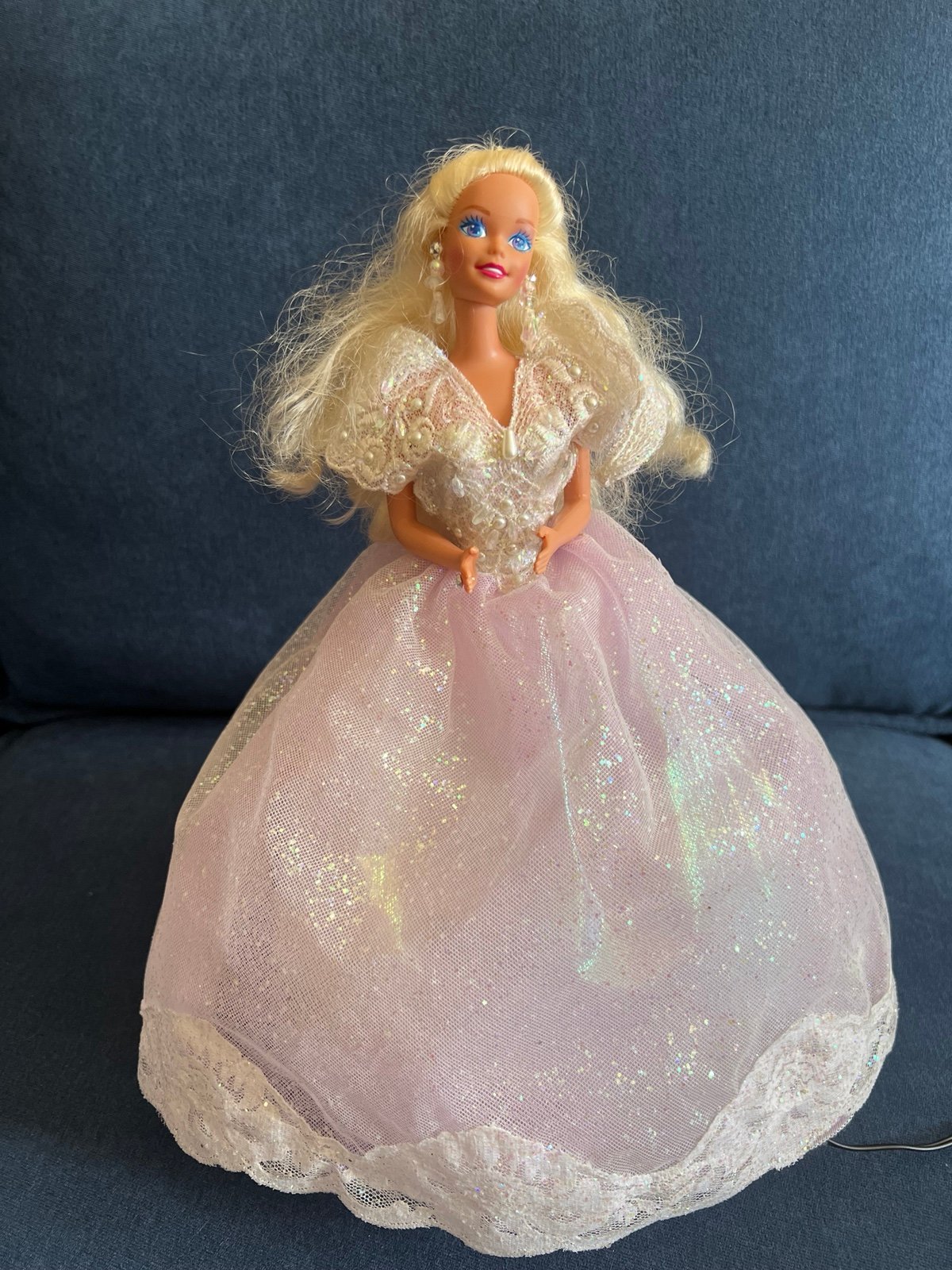 Vintage Angel Lights Barbie doll . 1993 Limited Edition by Mattel tree top