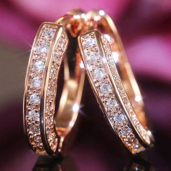 NEW 18K Rose Gold Oval Hoop Earrings