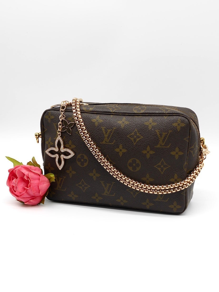 Louis Vuitton Trousse Toiletry Pouch Monogram 23 Brown Clutch NF9096 Louis Vuitton Trousse Toiletry Pouch Monogram 23 Brown Clutch NF9096