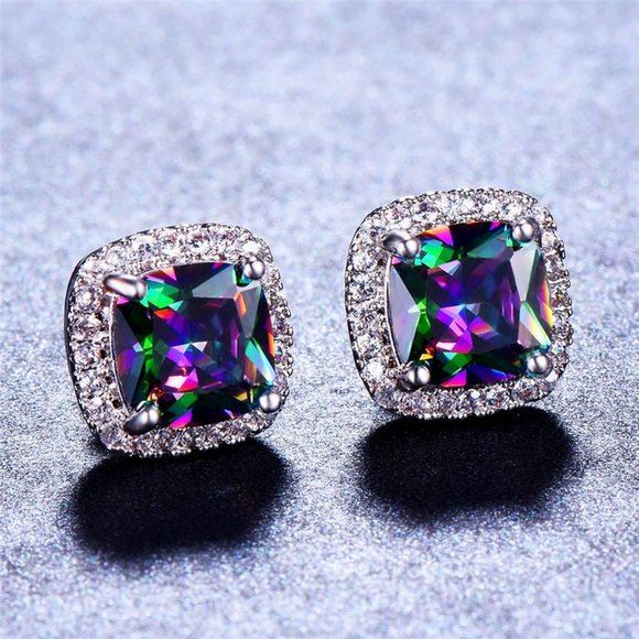 18K White Gold Rainbow Mystic Topaz Stud