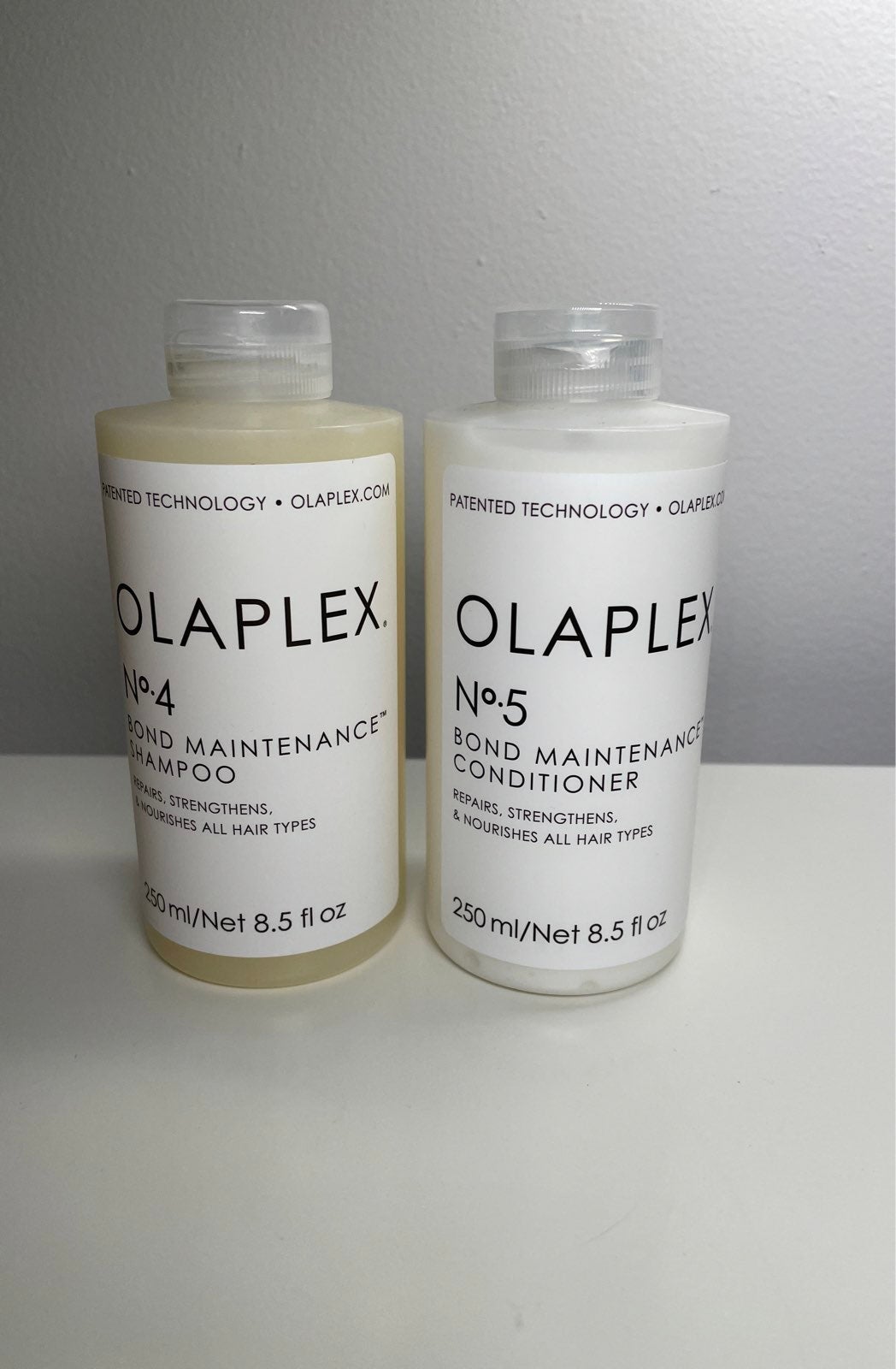 Olaplex No .4 and No Olaplex No 5 shampoo conditioner 250 ml / 8.5 fl oz 2 pc