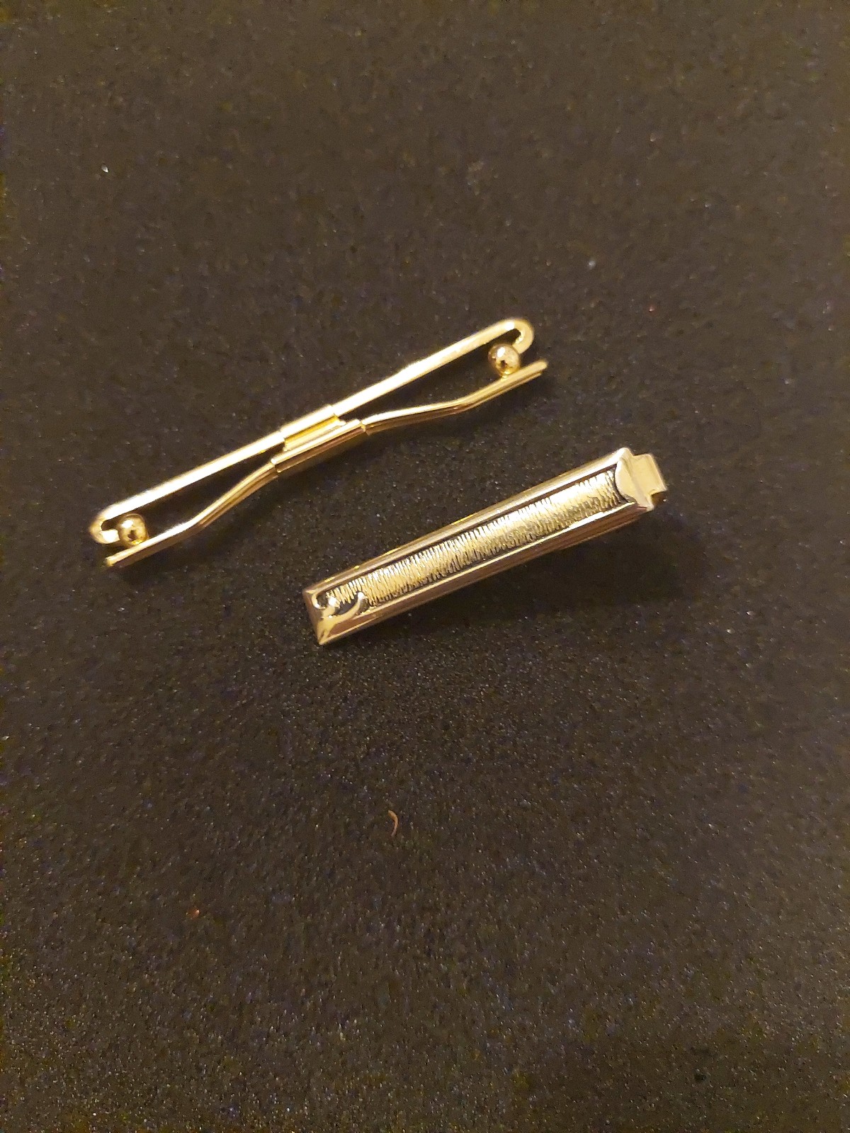 Men's Shiny Gold Bar Collar