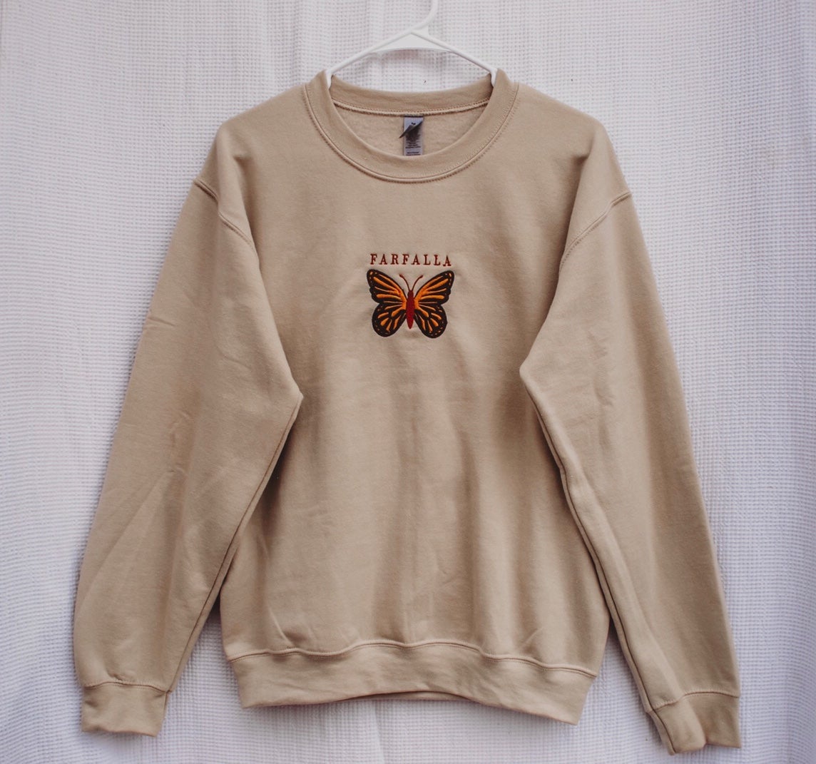 Women’s embroidered crewneck S-M