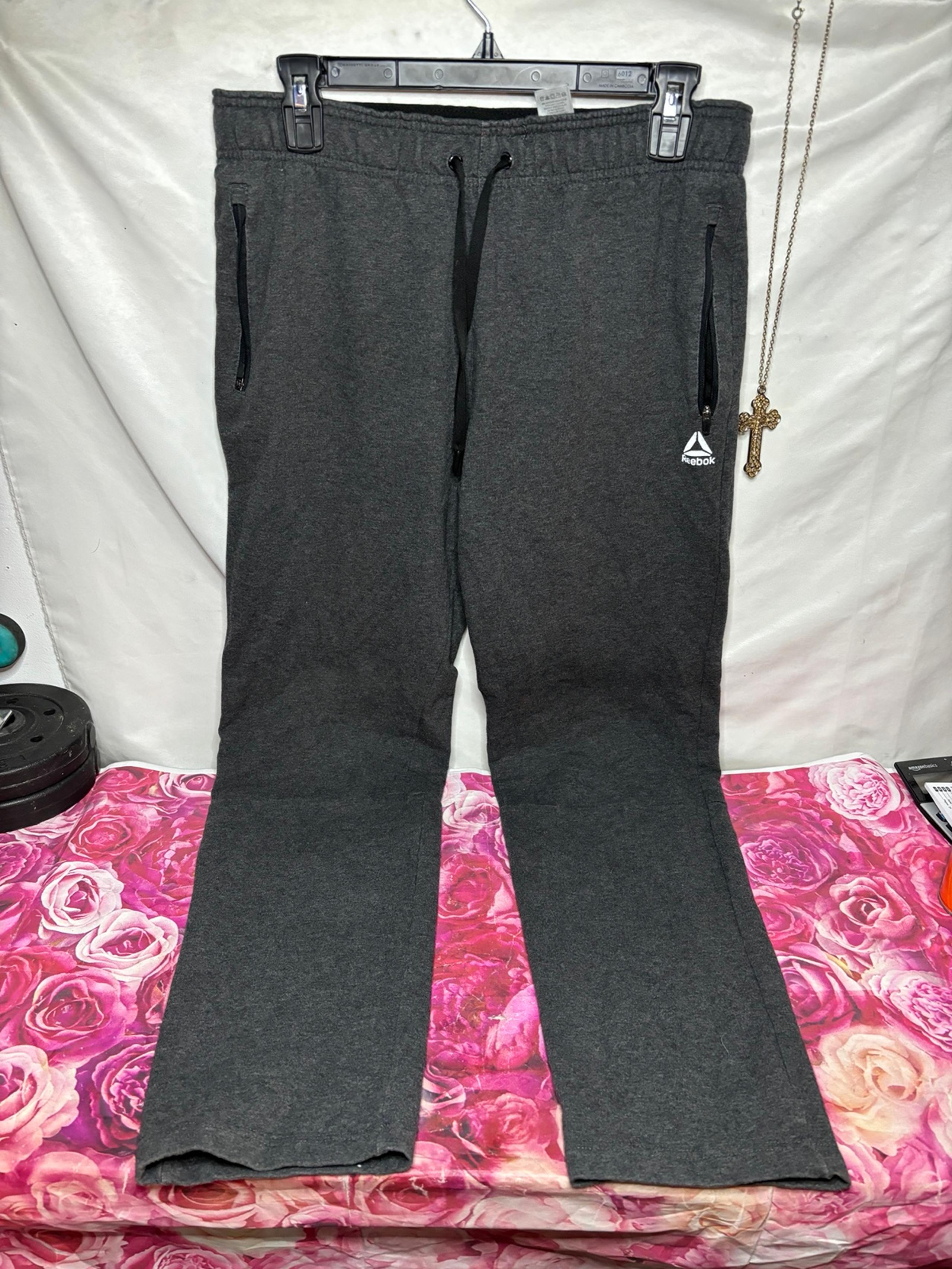 Men’s small reebok sweatpants