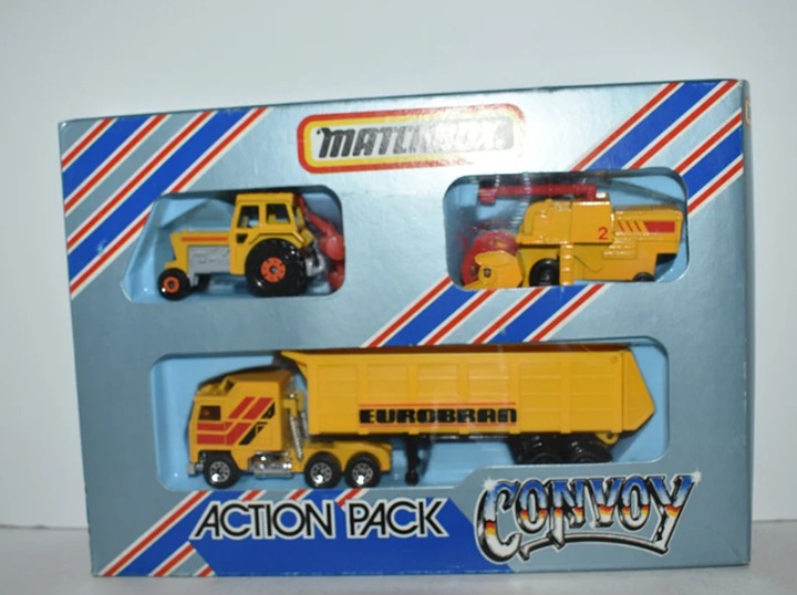 Matchbox Action Pack Convoy CY205 3 Piece Set Euroban Tractor Combine Truck 1984