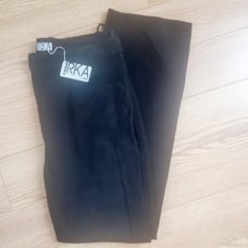NWT. 100% suade black pants size 10