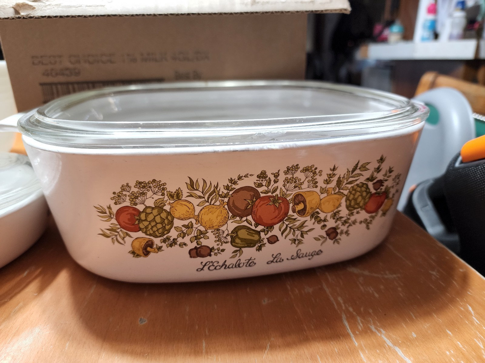 Corning ware Spice of Life Casserole lot with lids