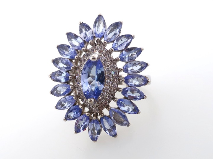 Vintage Fashion Tanzanite & White Zircon Ring. Sterling Silver, Ring Size 7 1/2
