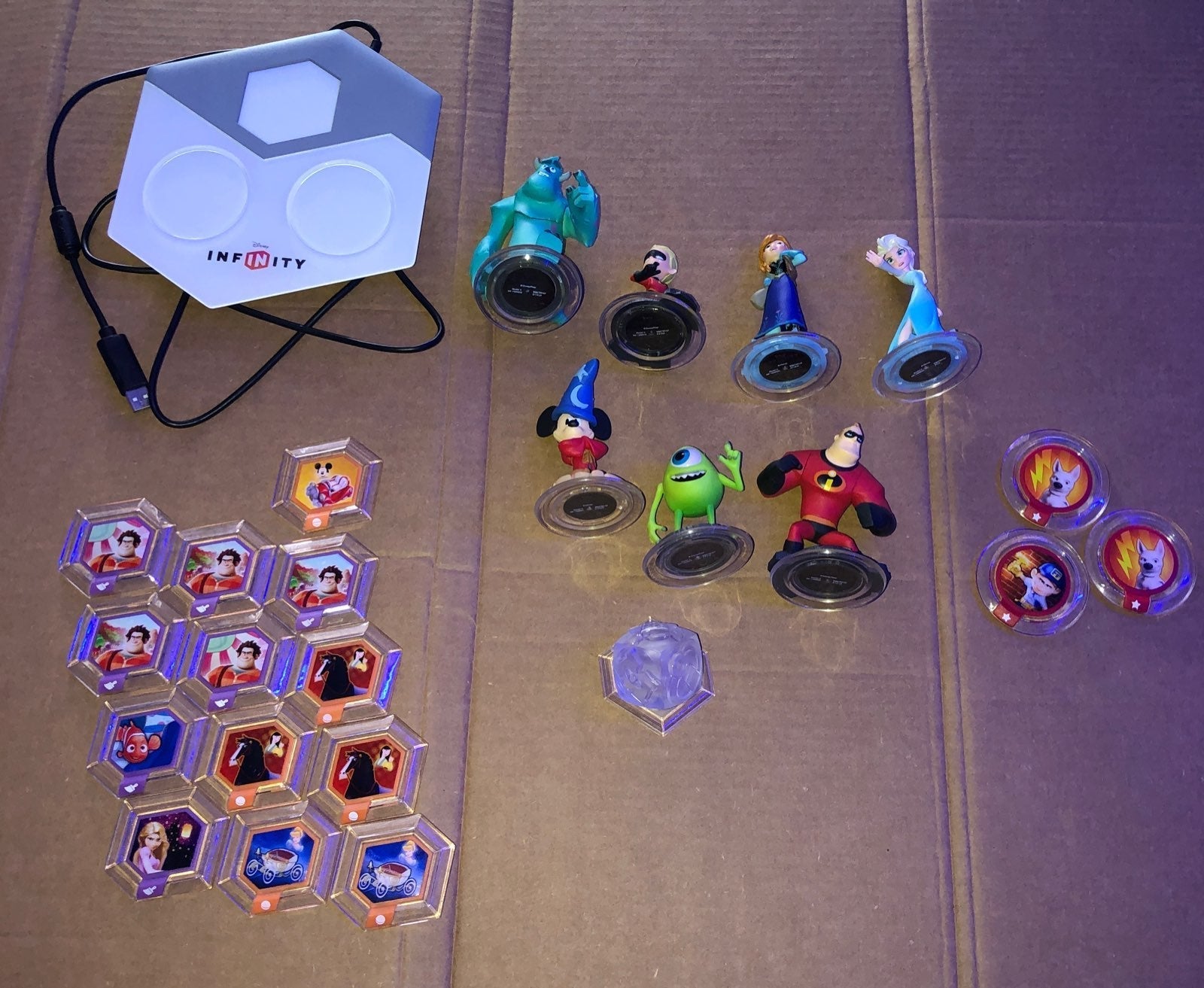 Disney infinity figures