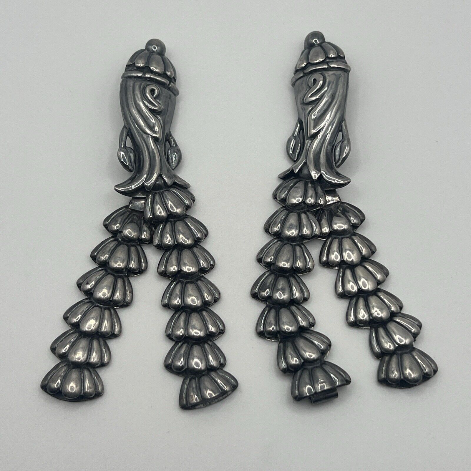 Pair 2 Los Castillo Taxco Mexico Vintage Brooch Pins Sterling Silver Mexican