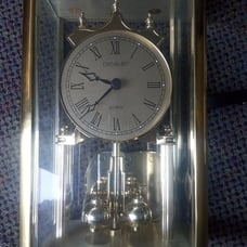 Danbury quartz clock