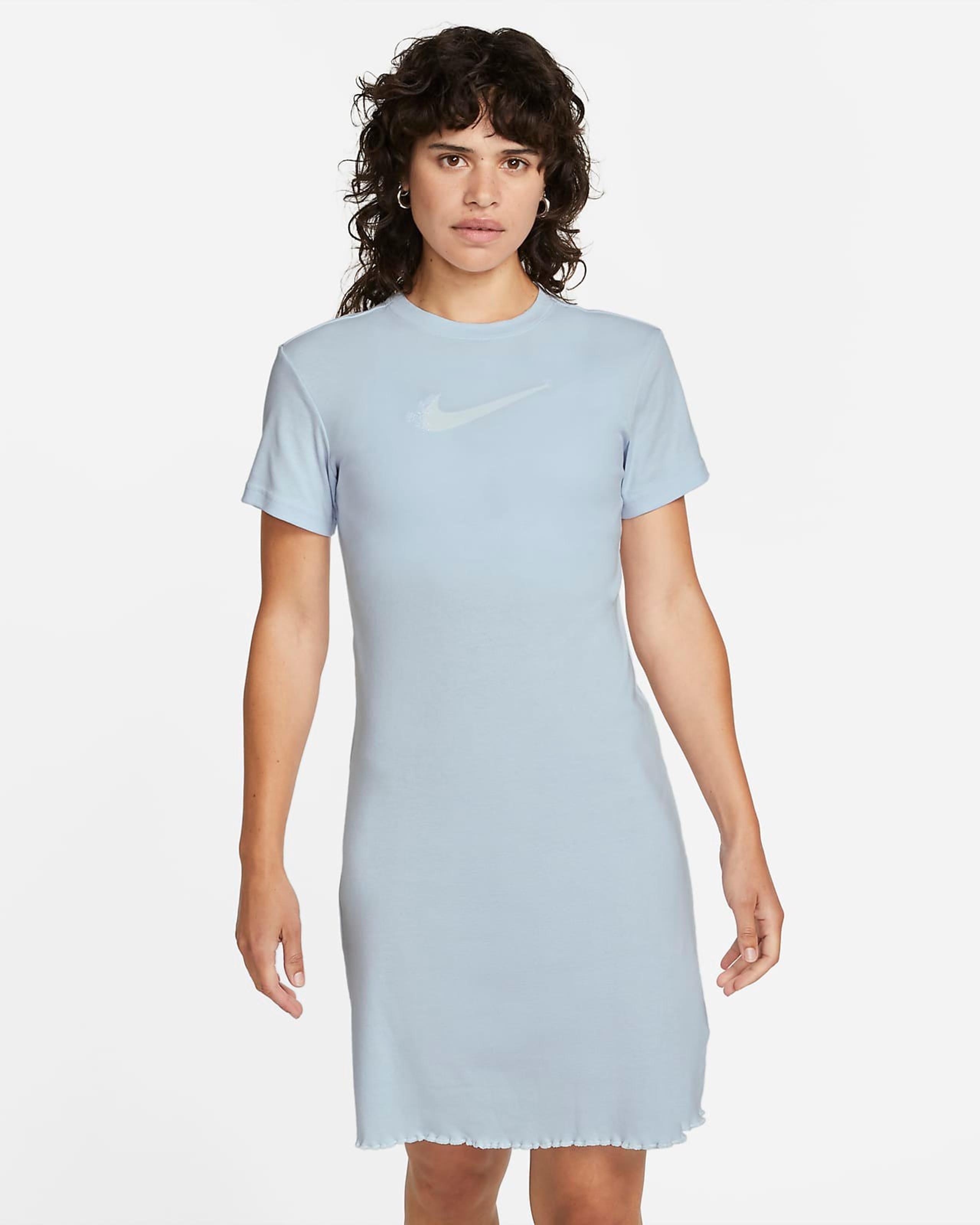 Nike Sportswear Ribbed Dress. Brand New. Womens Size: Small