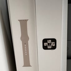Apple Watch SE 2nd Generation (wifi) 40mm Aluminum Case with Starligh