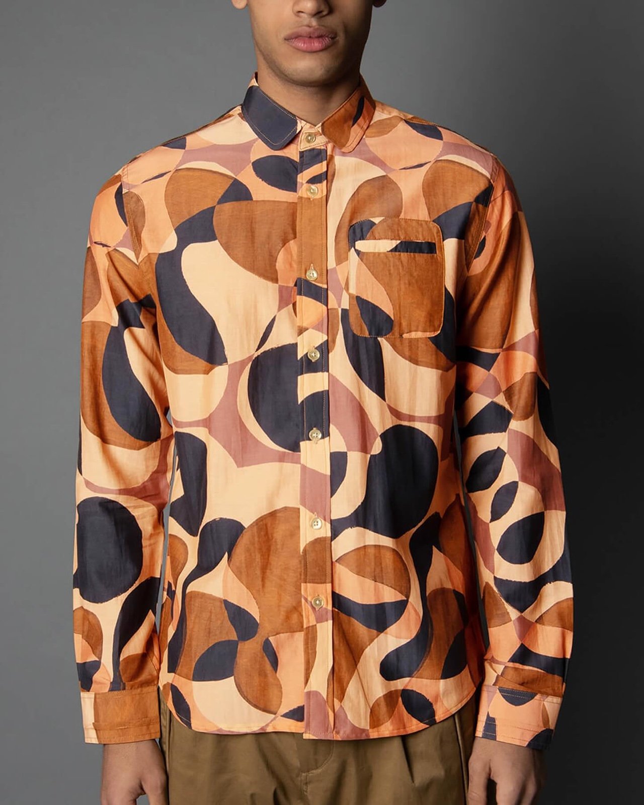 Descendant of Thieves Silk Cotton Blend Abstract Print Button Up Dress Shirt XS