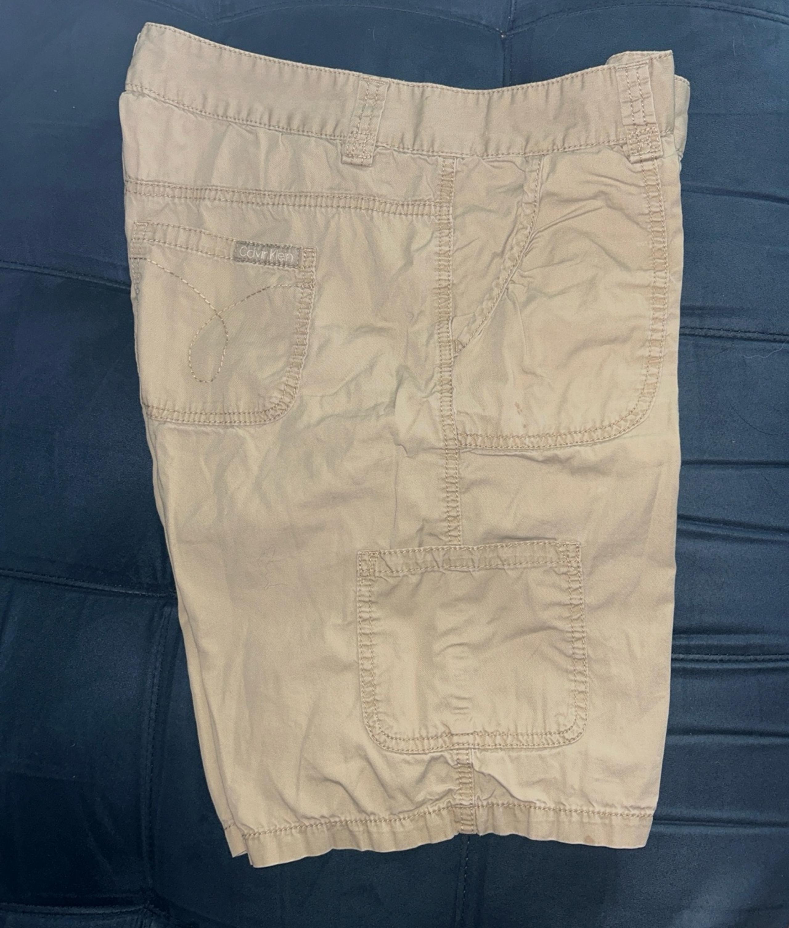 Women’s Calvin Klein Jeans Cargo Shorts Size 12