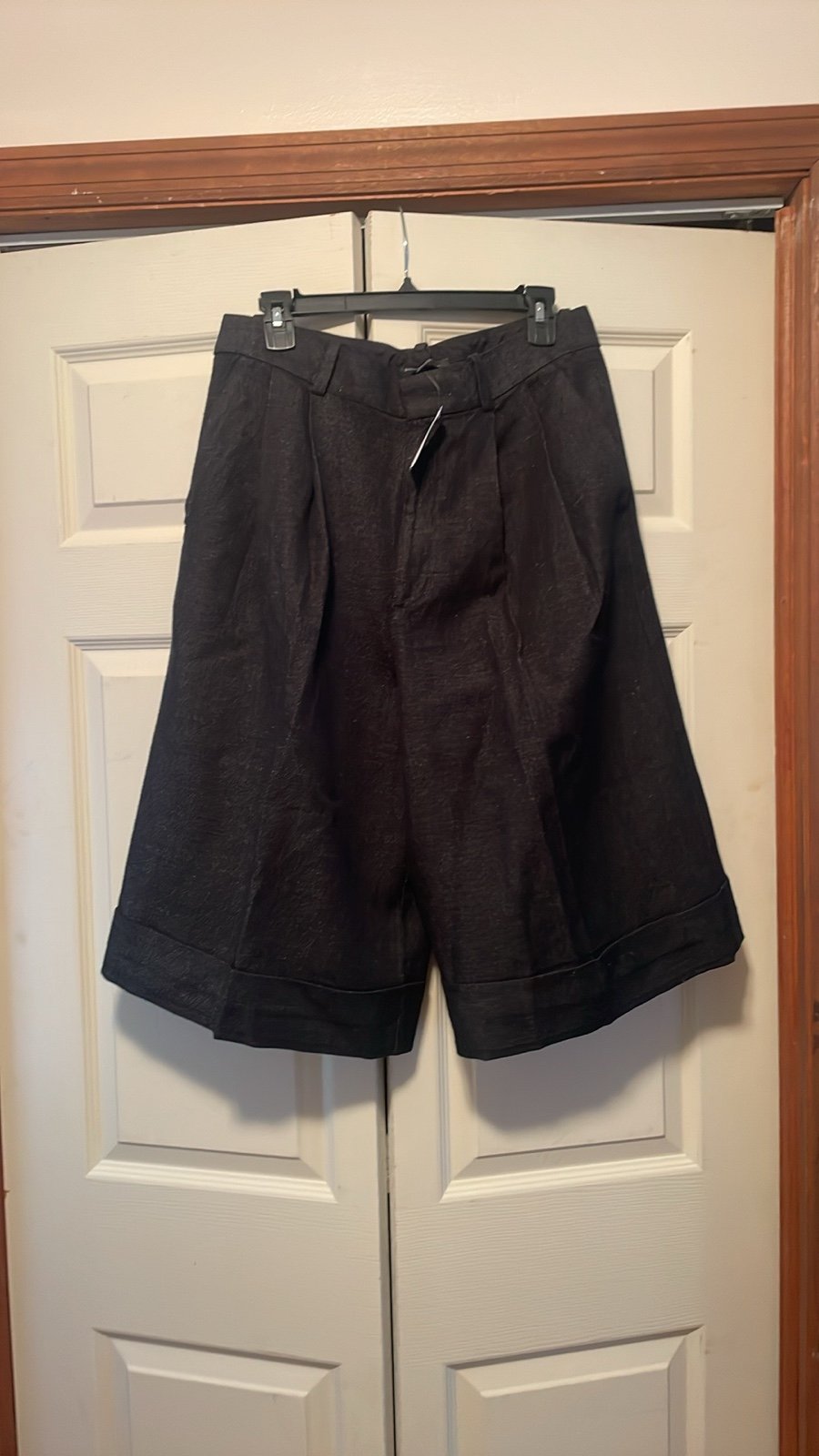 NWT.. Banana Republic Gaucho so cute these can be worn year around, very stylish