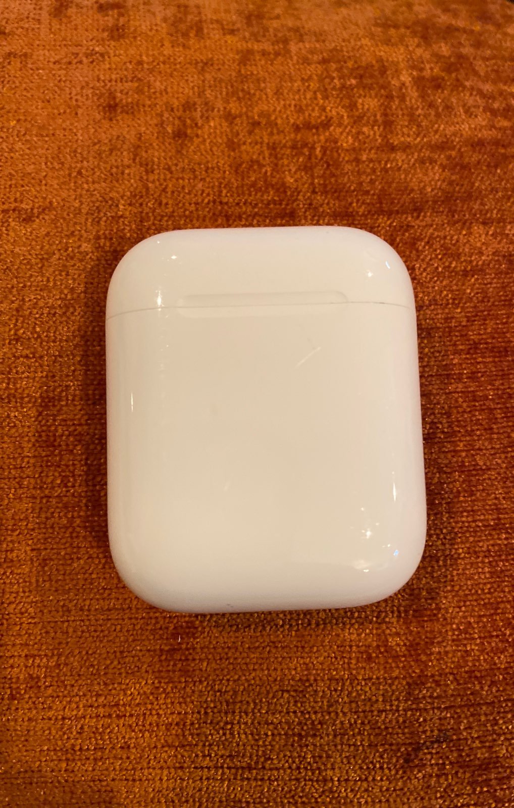 Apple AirPods with Charging Case (Latest