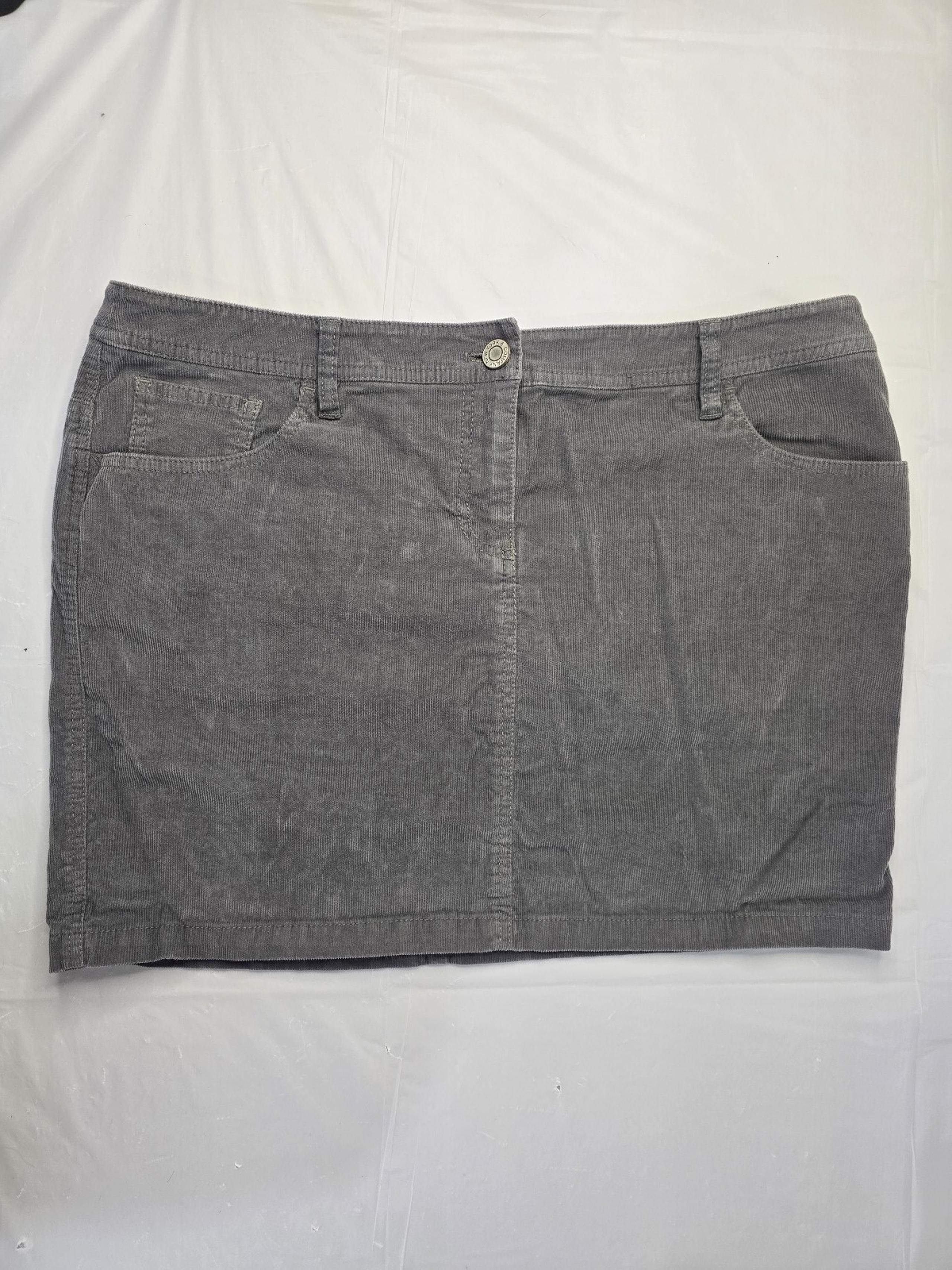 New York & Company Skirt Short Mini Gray Corduroy Preppy Academia 14