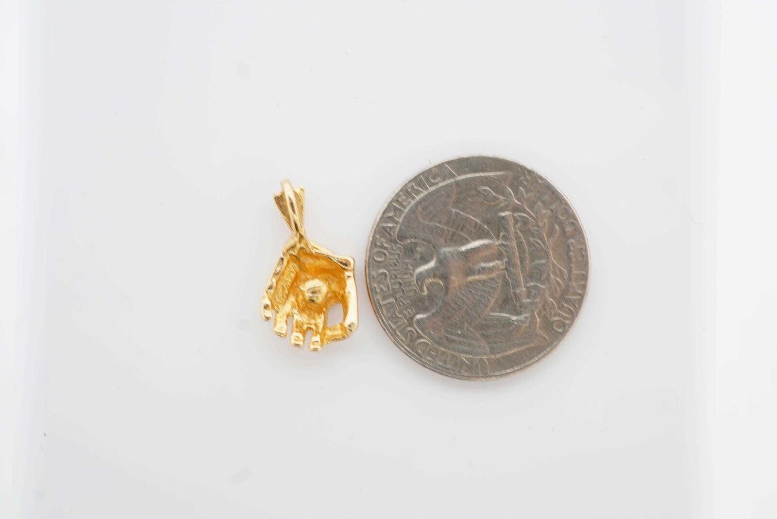 14k Estate Sale Yellow Gold Pendant 1.60g Vintage Jewelry