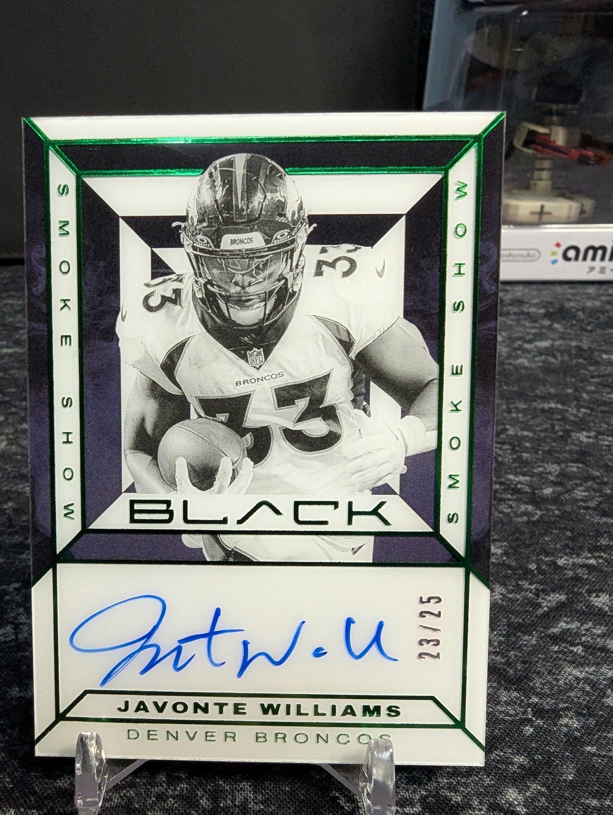 Javonte Williams 2024 Panini Black on card Auto /25 - Green Smoke Show