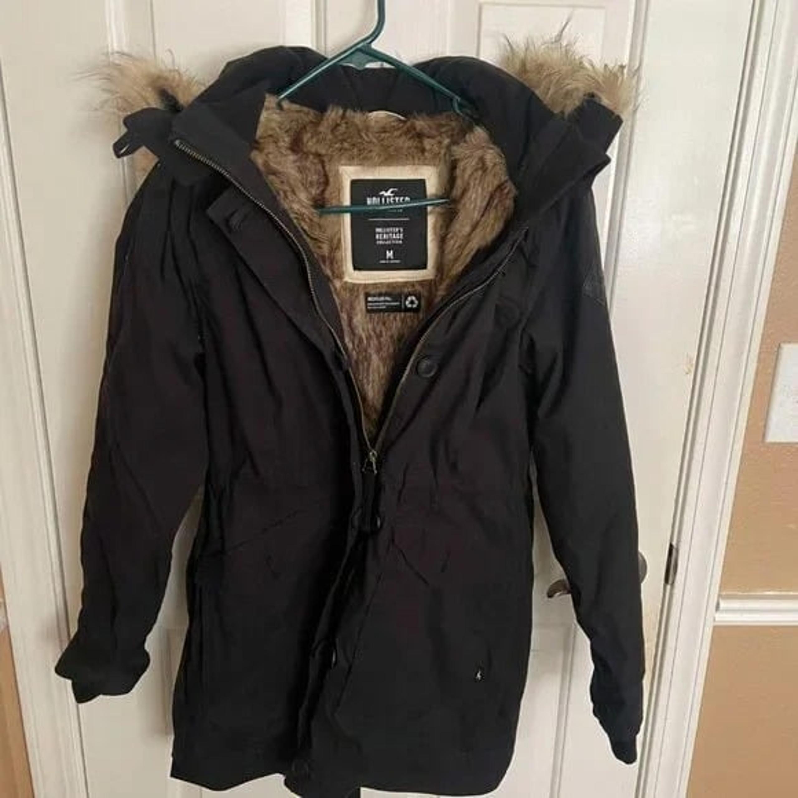 Hollister Black Fur Lined Parka Jacket with Detachable Hood in Black