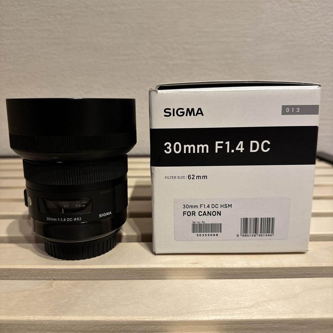 SIGMA F1.4 DC Art EF Sigma Art Lens