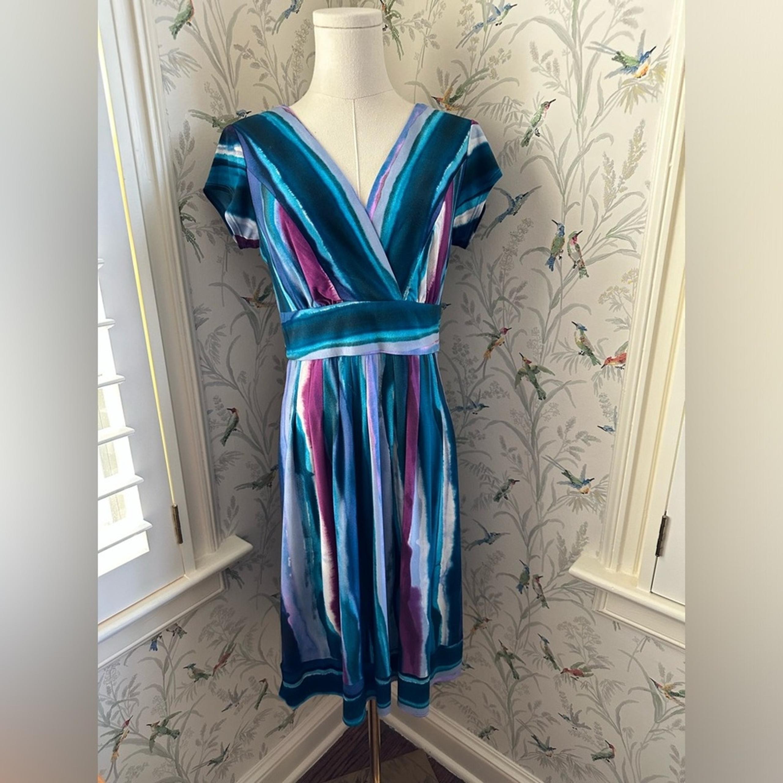 Rabbit Rabbit Rabbit design women’s short sleeves midi dress size 4