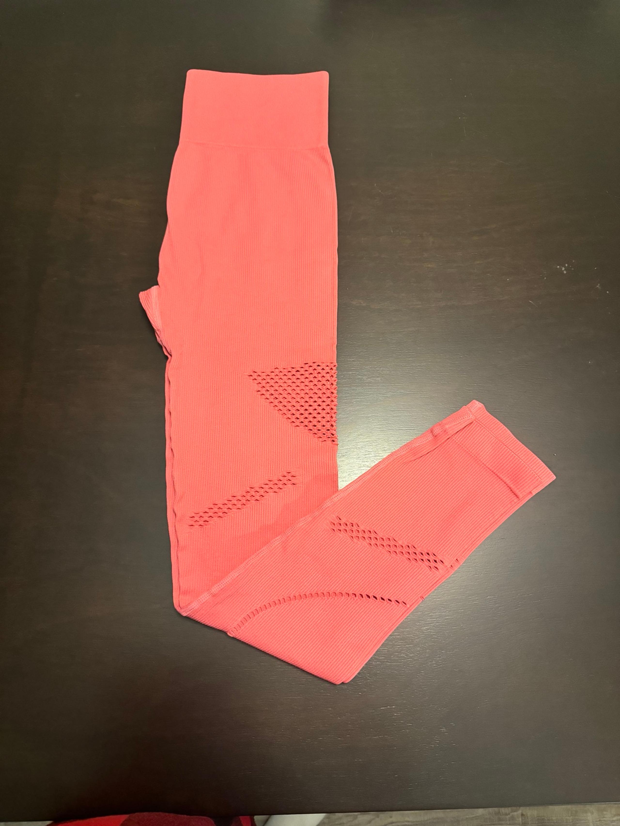 New mix leggings coral size large