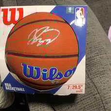 Jalen Suggs auto ball