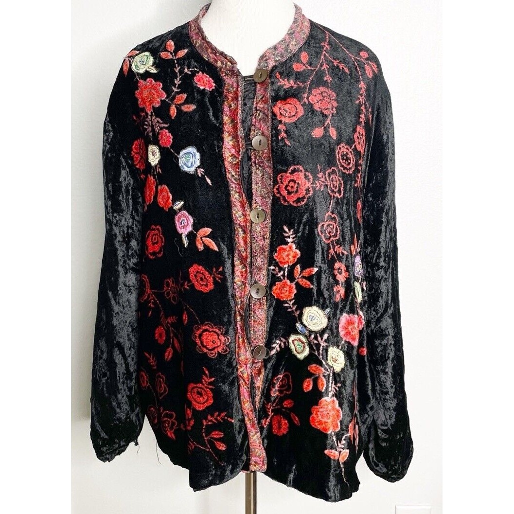 Vtg White Stag Jacket Black Velvet Floral Embroidered Artsy Fairy Boho XL