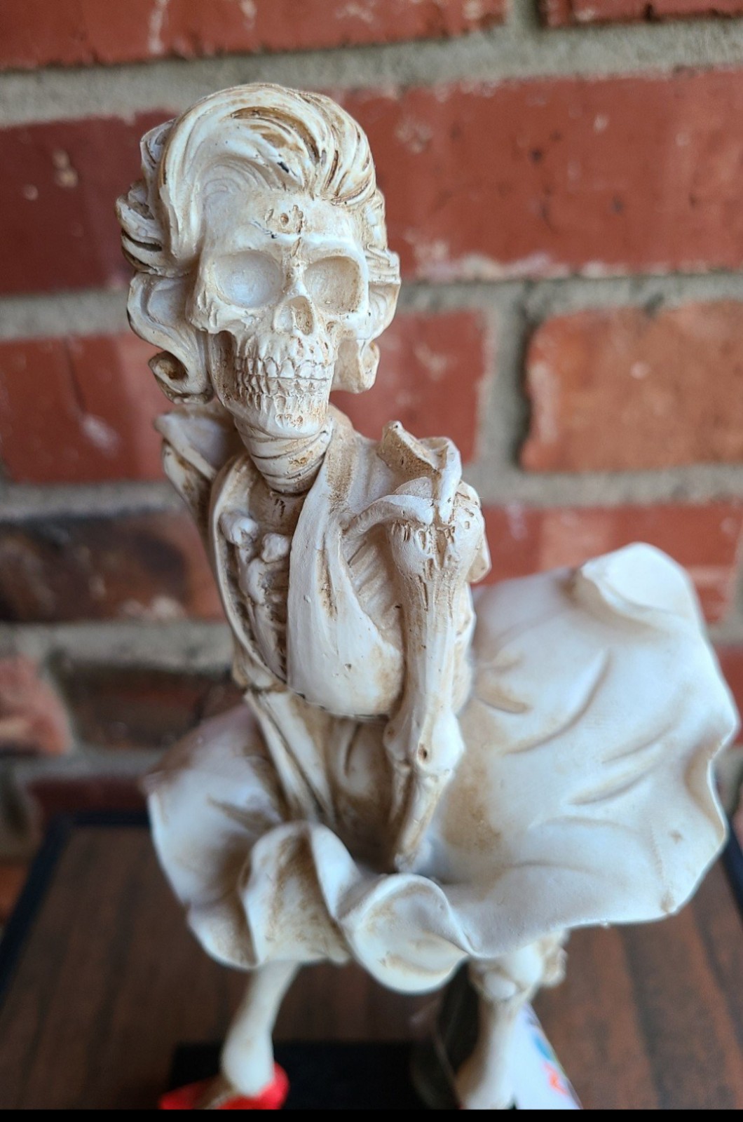New, Novogratz Halloween Skeleton Marilyn Monroe Figurine Statue Tabletop Decor