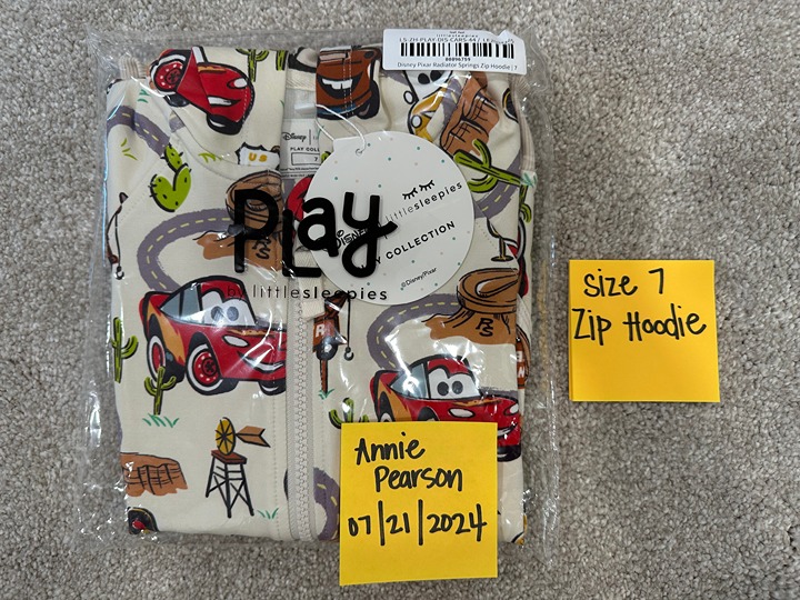 Little Sleepies Disney Pixar Cars Radiator Springs Size 7 Zip Hoodie