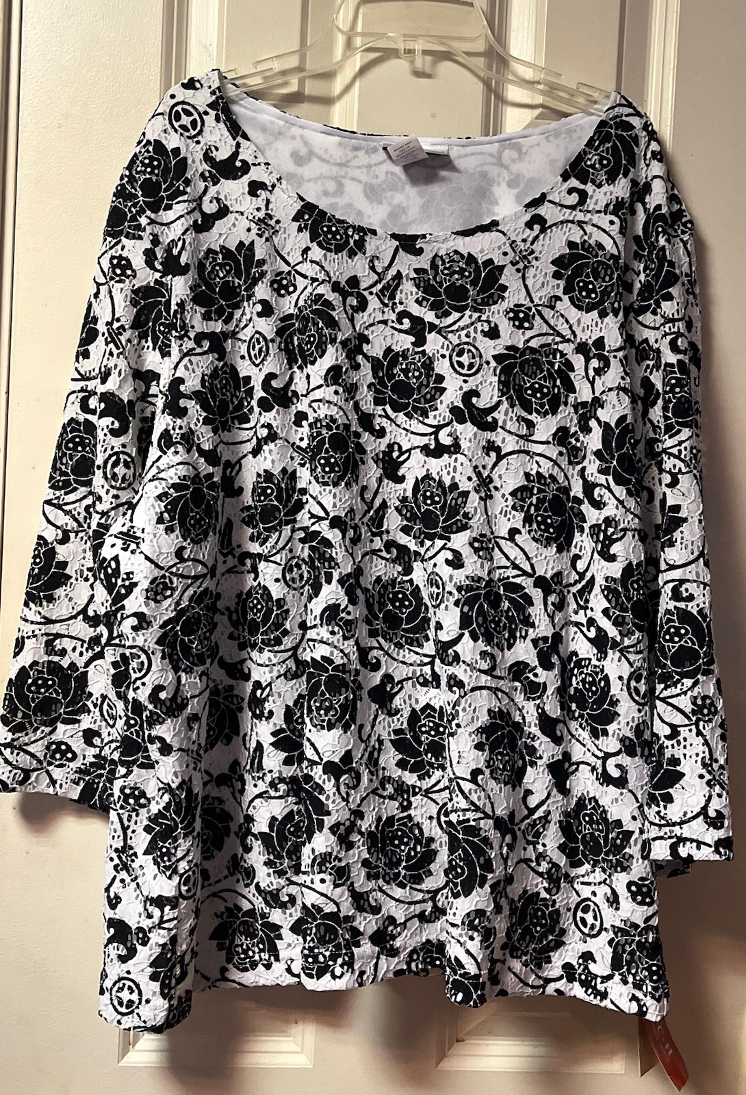 **New ** ~ With Tags ~ Women’s ~ Top ~ Rebecca Malone ~ Blouse ~ 2X ~ NWT