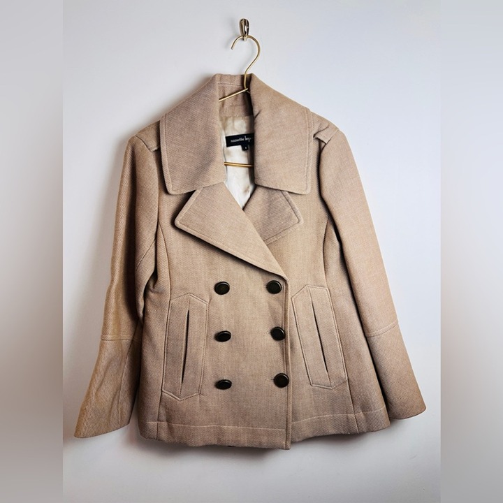 Nanette Lepore Women’s tan Jacket size 4