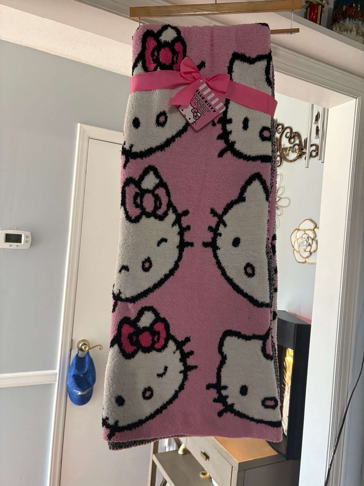 Brand new Hello kitty throw