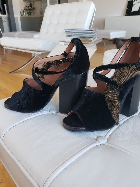 Dries Van Noten Velvet Pumps