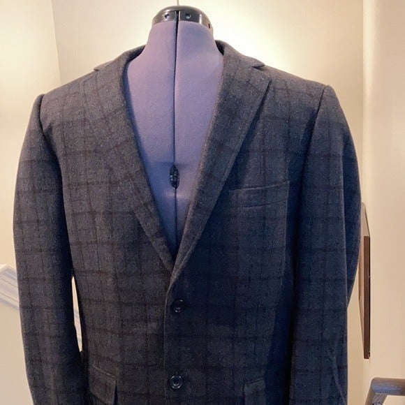 NWOT Daniel Hechter Plaid Wool Blazer Size 42L Grey