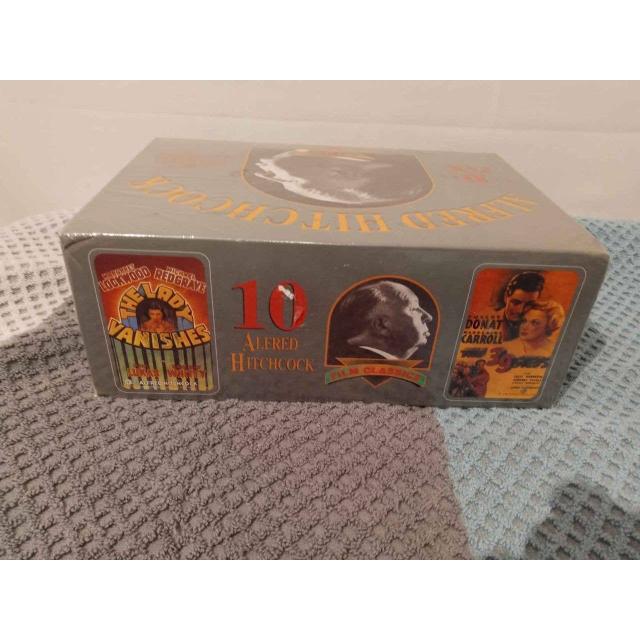 Brand New Alfred Hitchcock 10 Film Classics Box Set (Black/White)