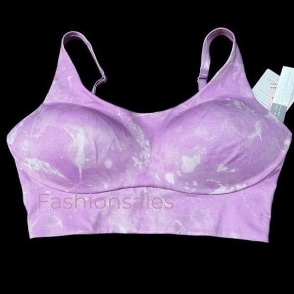 Victoria’s Secret Allegro Lightweight Medium Support Lined sport bra 34DD