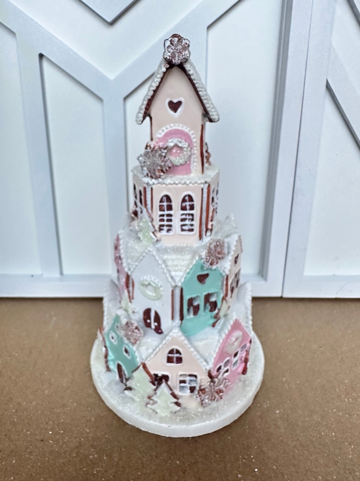 ❌HTF Pastel Gingerbread light up village❌Beautiful