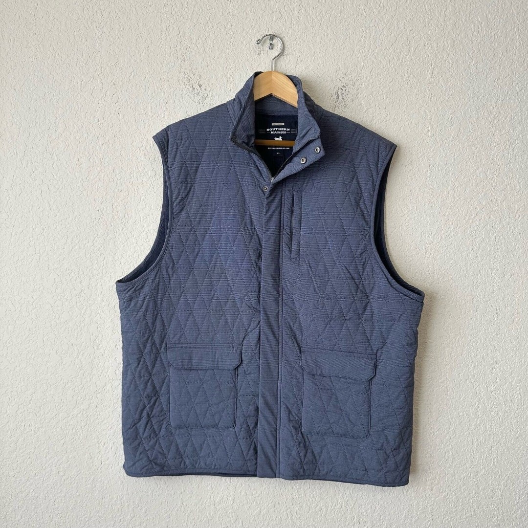 NWT SOUTHERN MARSH Asheville Original Quilted Vest in Navy